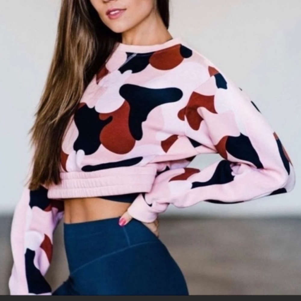 Balance Athletica Outlander Cropped Camo Print Long Sleeve Top Size XS